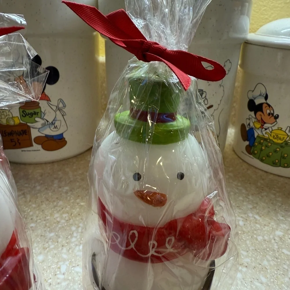 Vintage 2008 Festive Figural Snowman Candles Target Set of 3 Green Hat 6 inches